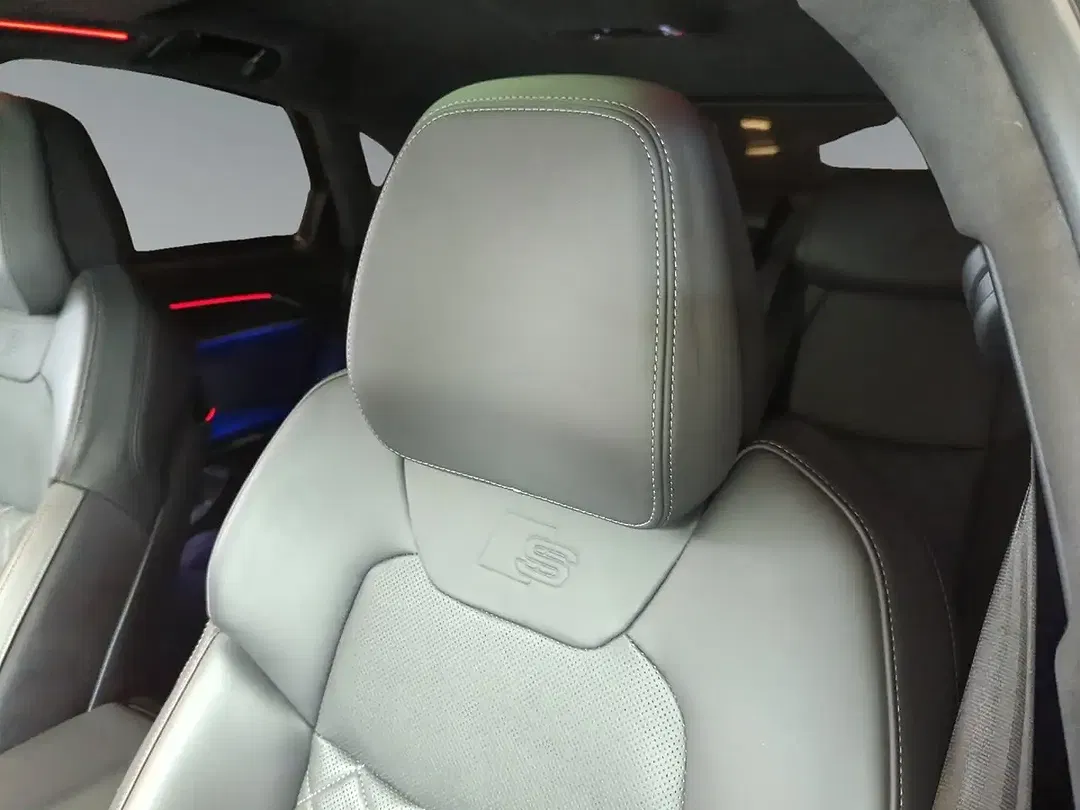 Audi S8 4.0 TFSI tiptronic Matrix LED - foto 15