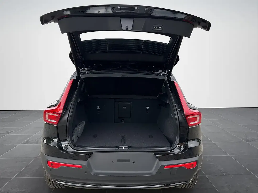 Volvo XC40 Ultra Black Edition - Thumbnail 14