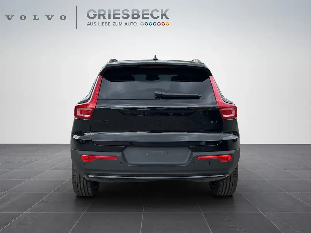 Volvo XC40 Ultra Black Edition - Thumbnail 4