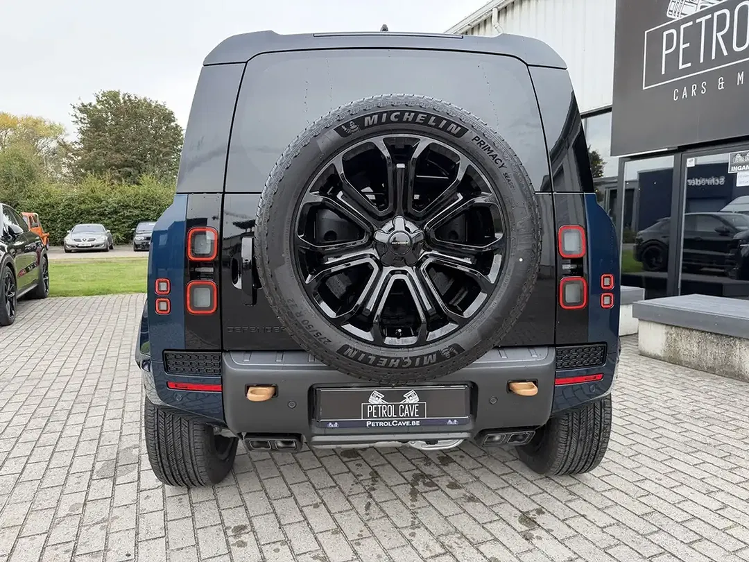Land Rover Defender P635 OCTA 110 - Thumbnail 7