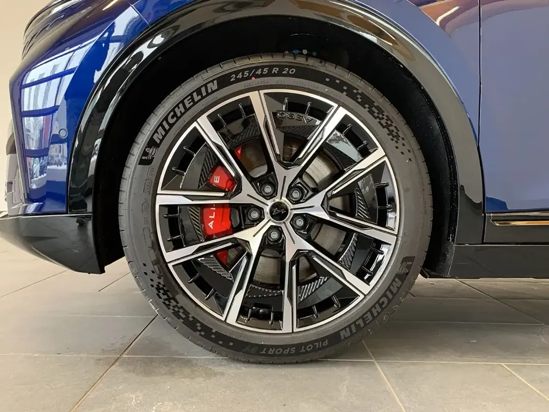 Alpine A390 4x4 GT - Thumbnail 14