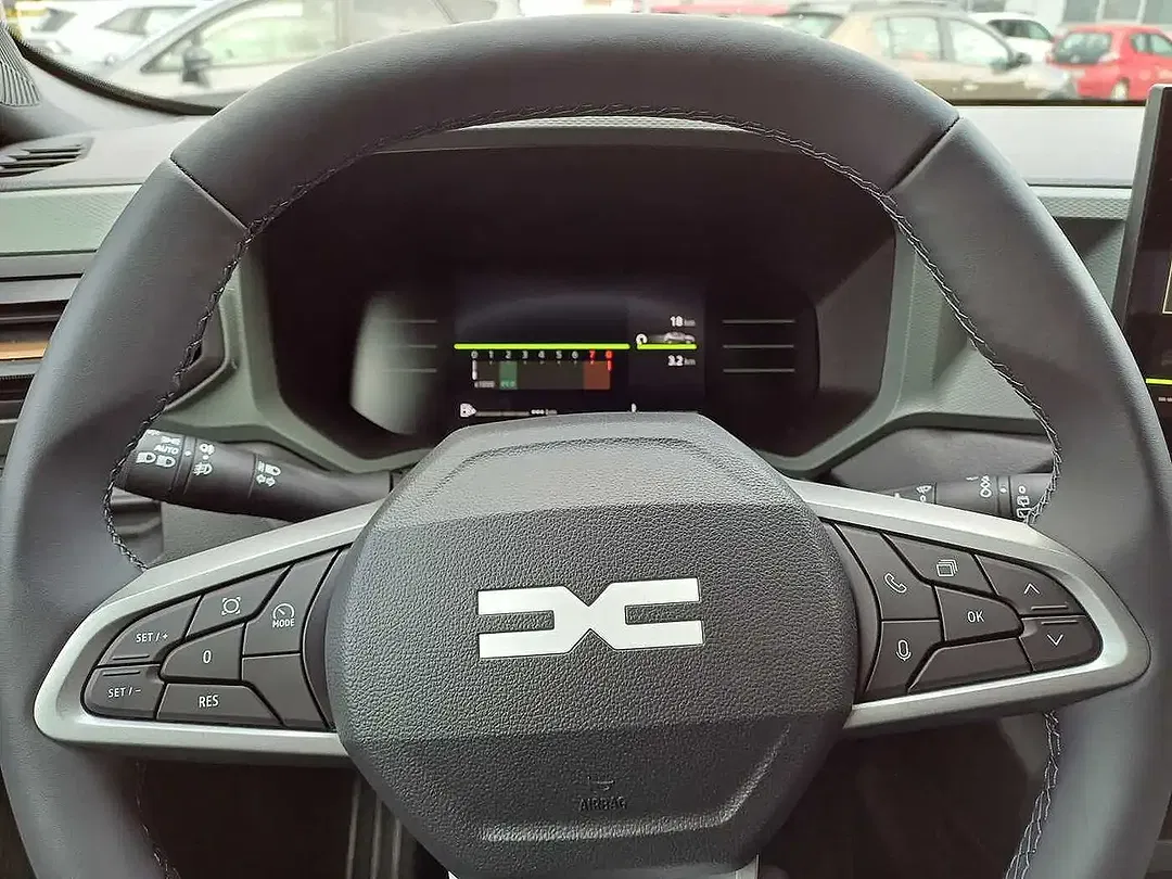 Dacia Duster TCe Extreme - Thumbnail 10