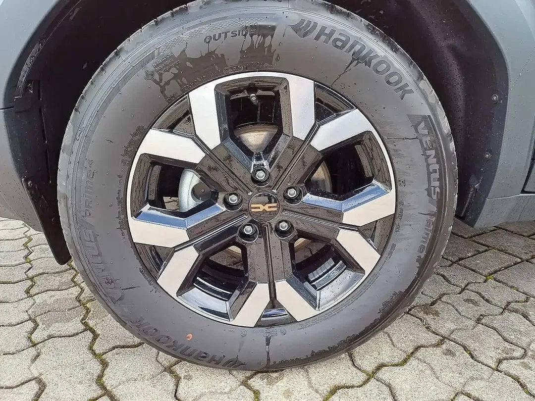 Dacia Duster TCe Extreme - Thumbnail 5
