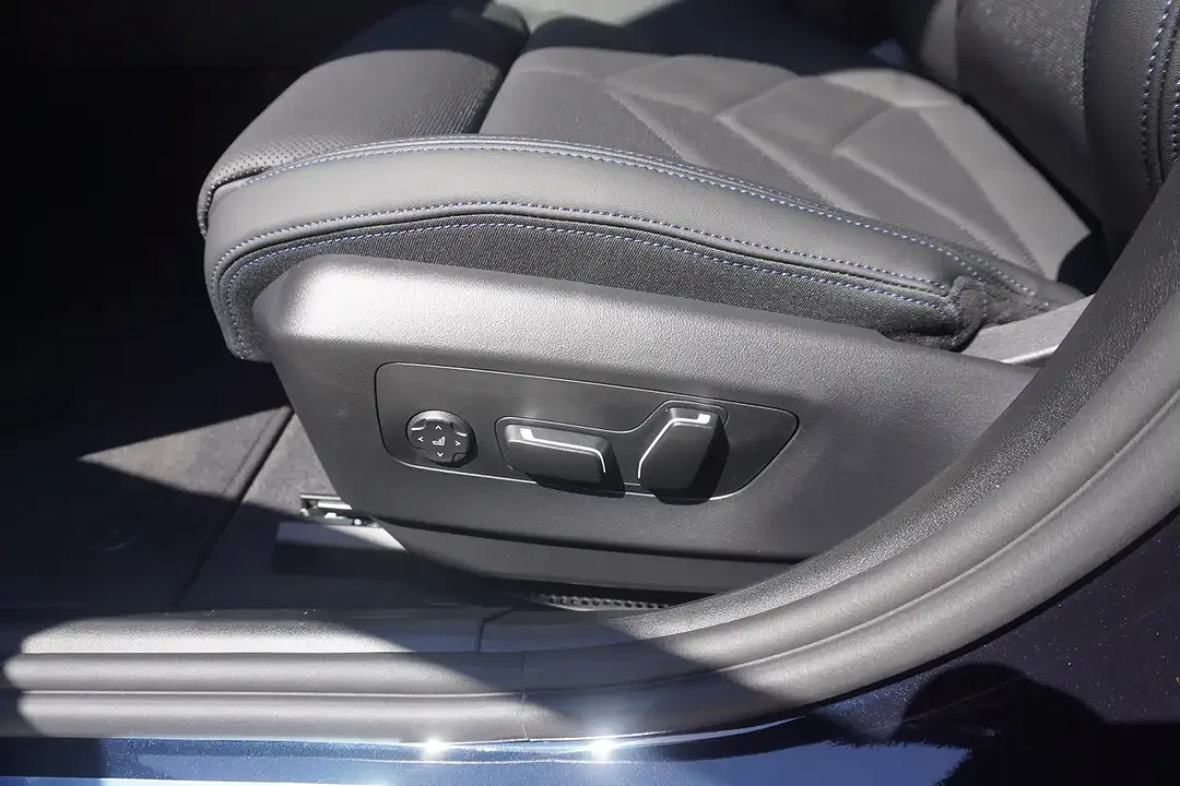 BMW 540 xDrive Touring M Sport Pro - Thumbnail 15