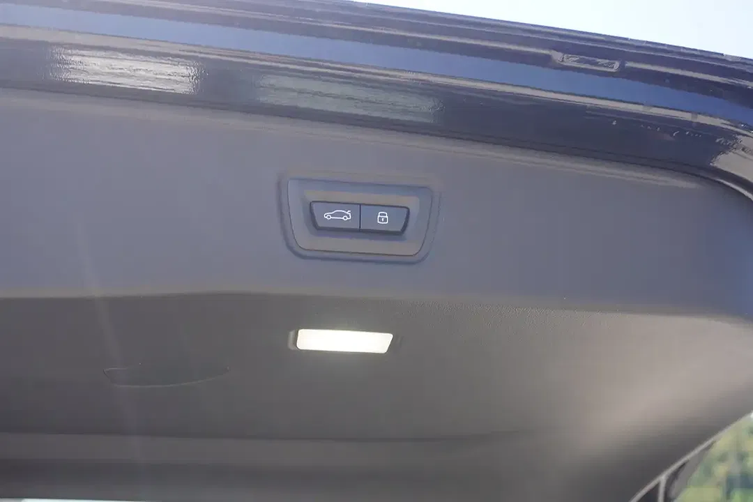 BMW 540 xDrive Touring M Sport Pro - Thumbnail 9
