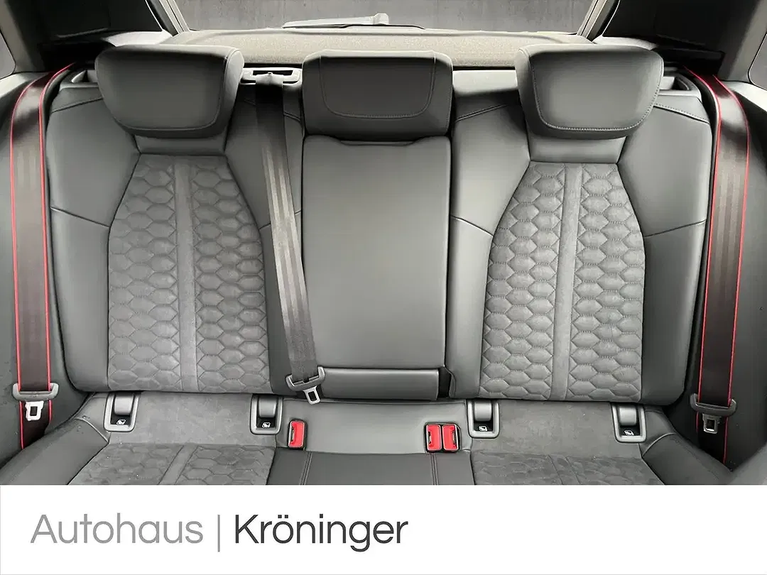 Audi RS3 2.5 quattro RS Sportback - Thumbnail 10