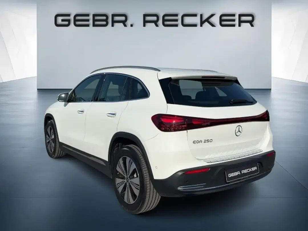 Mercedes-Benz EQA 250 Progressive - Thumbnail 3