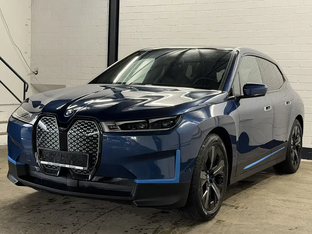 BMW iX xDrive - foto 2