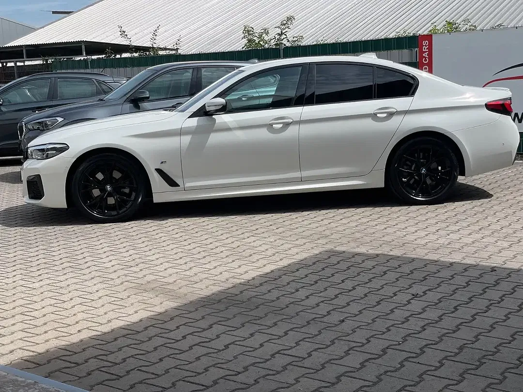 BMW 520 M Sport - Thumbnail 8