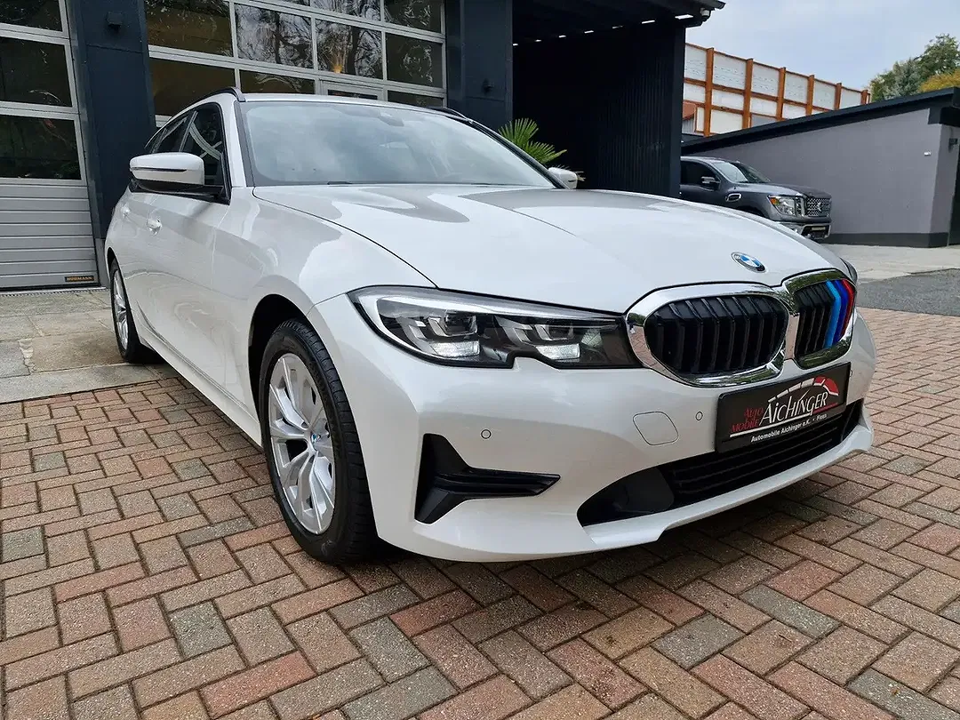 BMW 318 AUT Advantage - Thumbnail 3