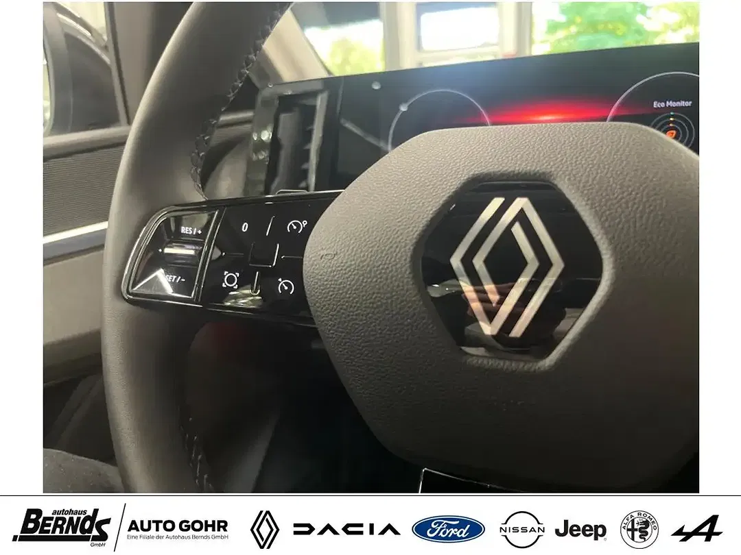 Renault Megane E-Tech - foto 15