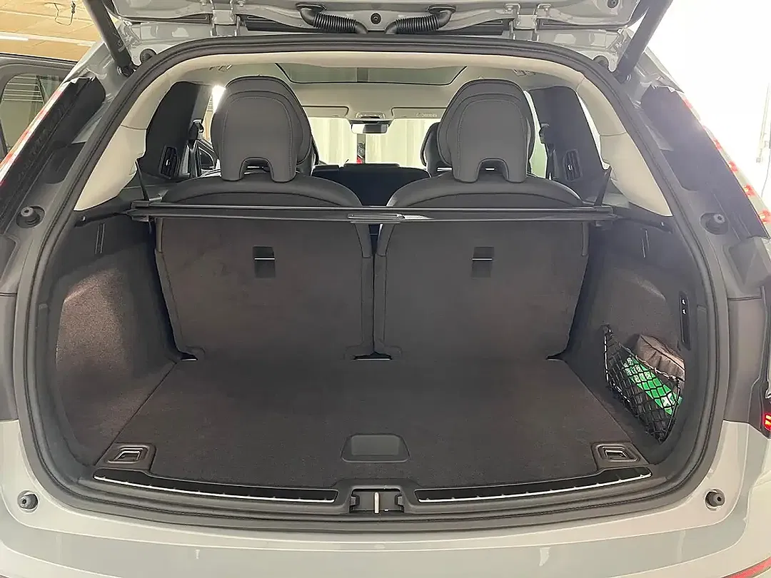 Volvo EX90 AWD Plus - Thumbnail 13