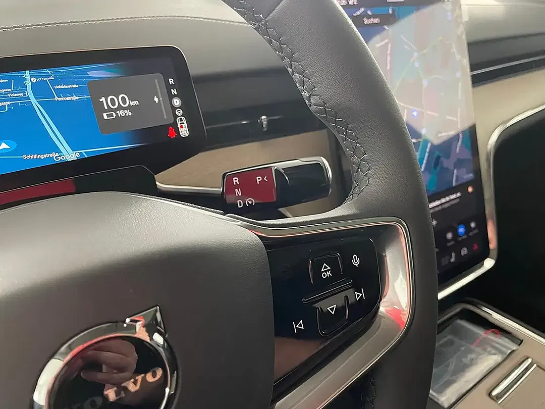Volvo EX90 AWD Plus - Thumbnail 20
