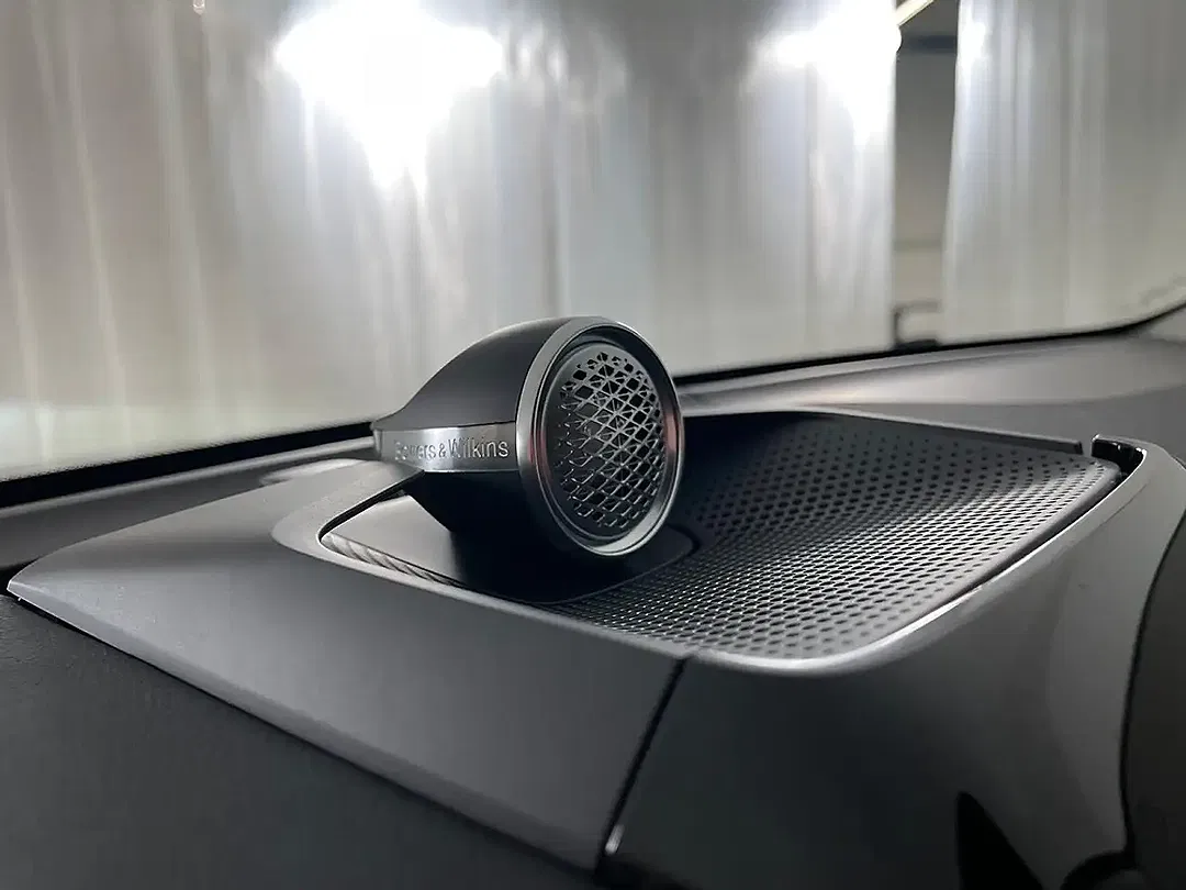 Volvo EX90 AWD Plus - Thumbnail 25