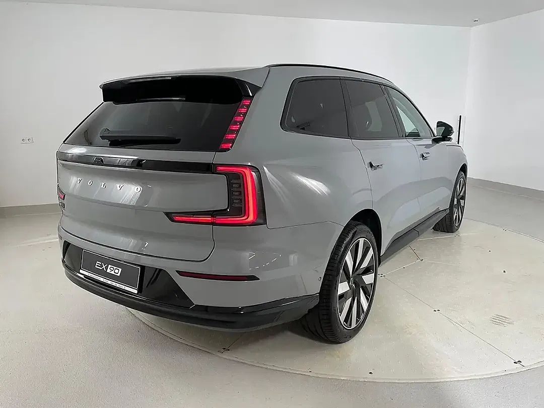 Volvo EX90 AWD Plus - Thumbnail 6