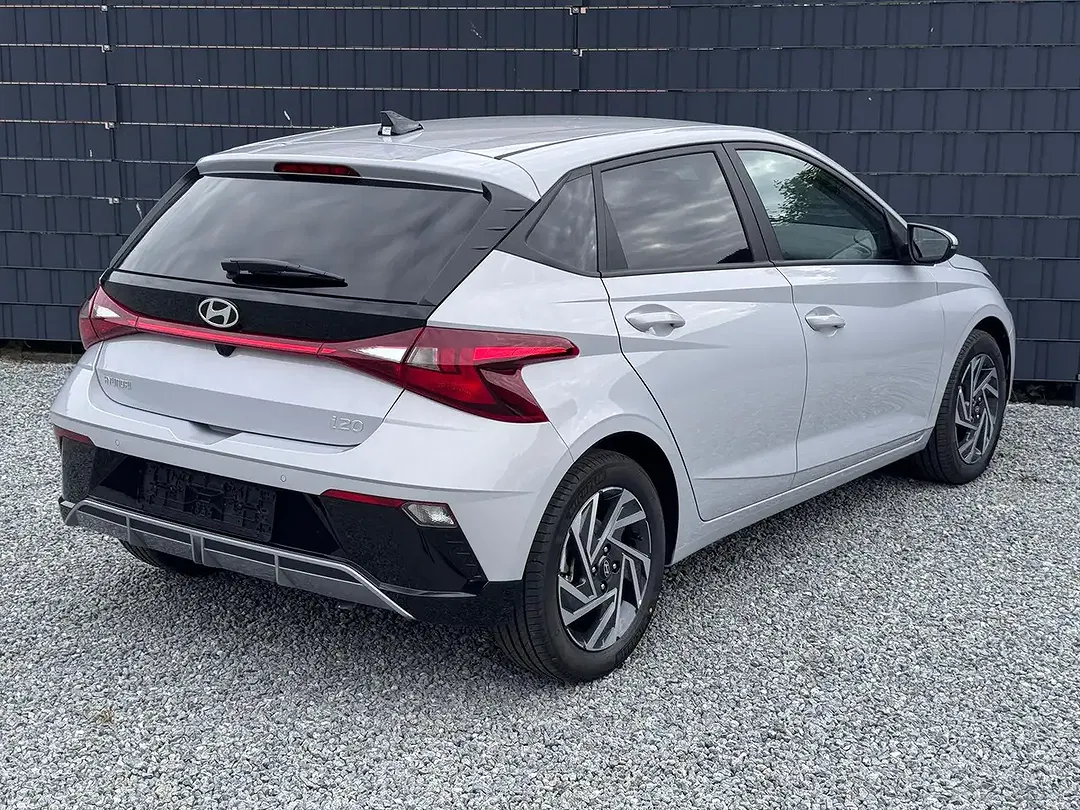 Hyundai i20 AUT Family - Thumbnail 4