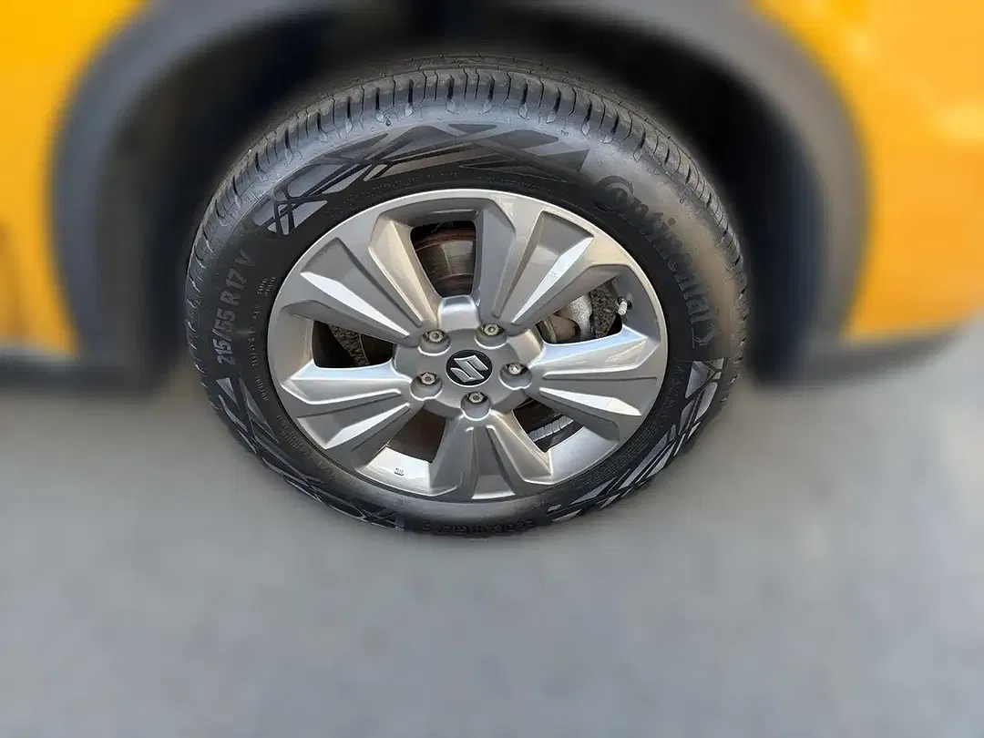 Suzuki Vitara - Thumbnail 6