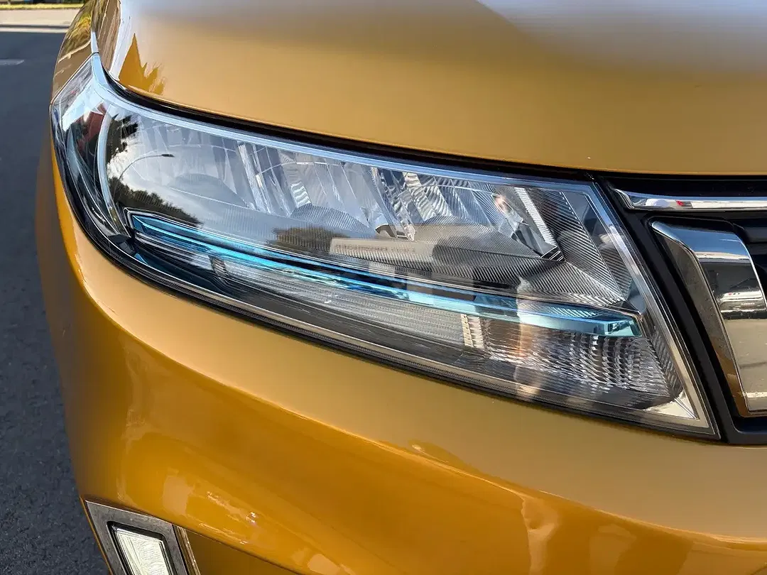 Suzuki Vitara - Thumbnail 7