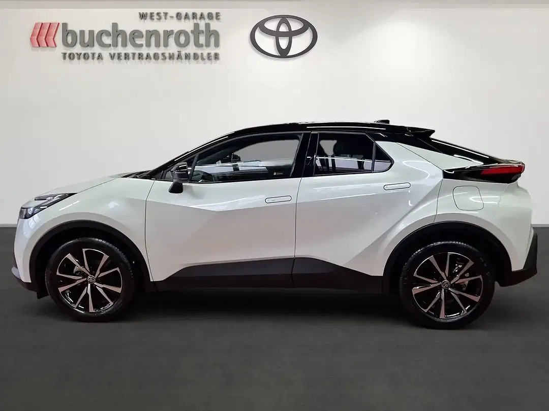 Toyota C-HR Hybrid Team Deutschland - Thumbnail 8