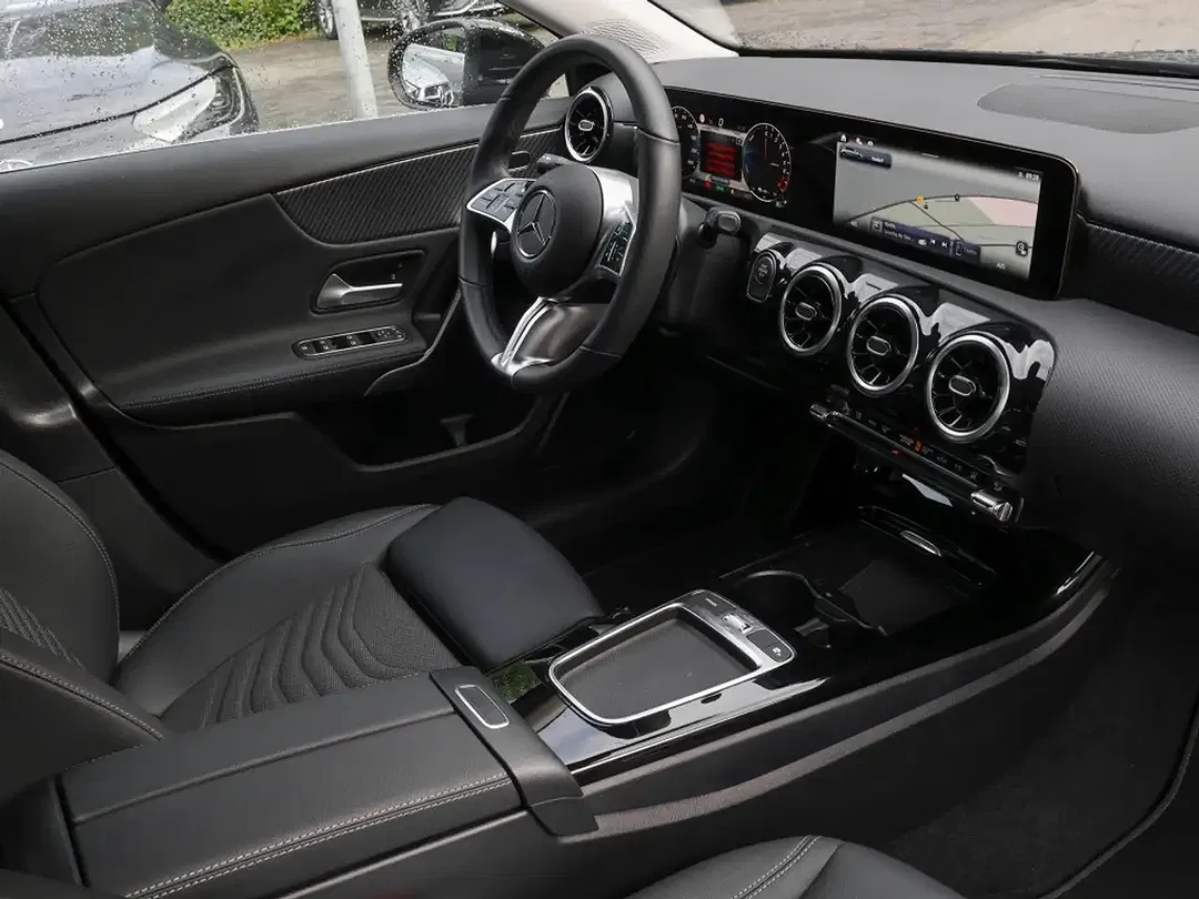 Mercedes-Benz A 250 Progressive - Thumbnail 3