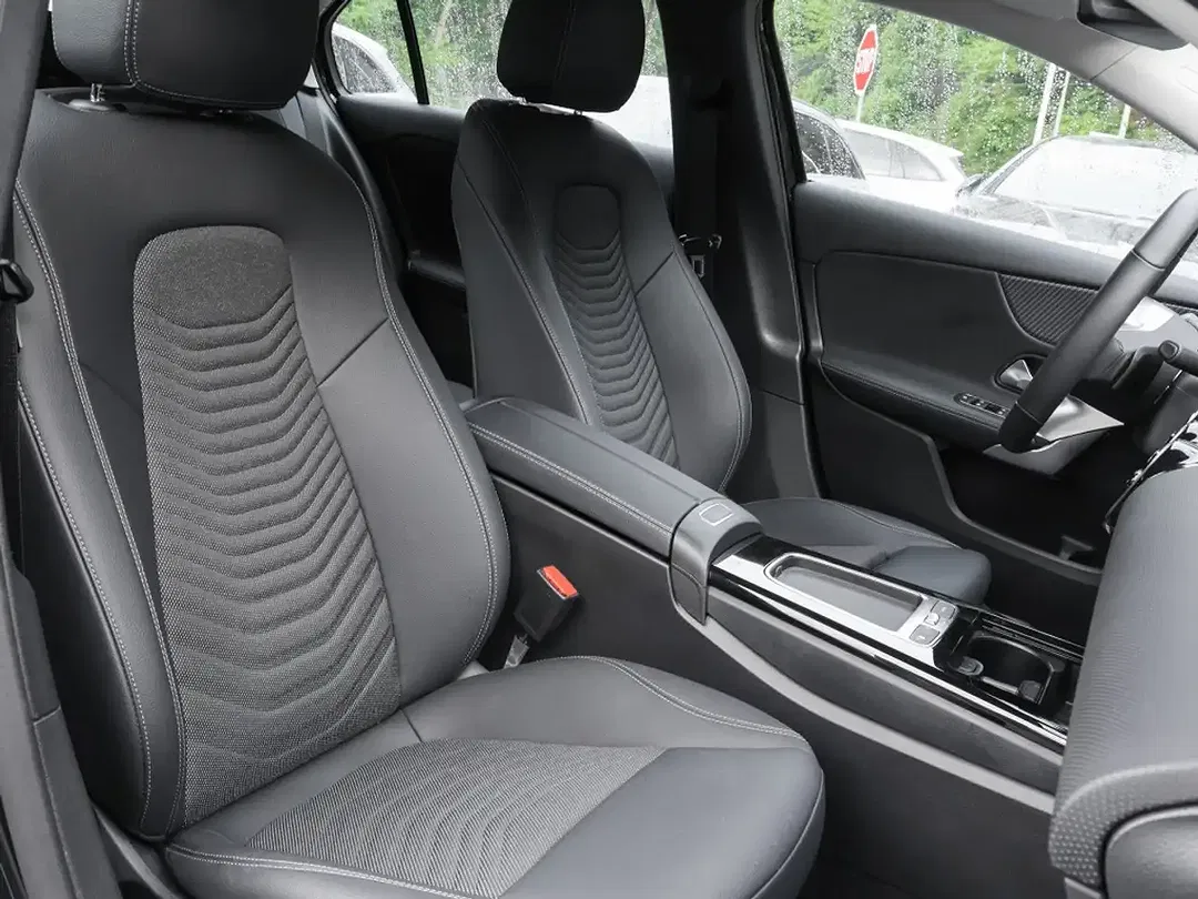 Mercedes-Benz A 250 Progressive - Thumbnail 4