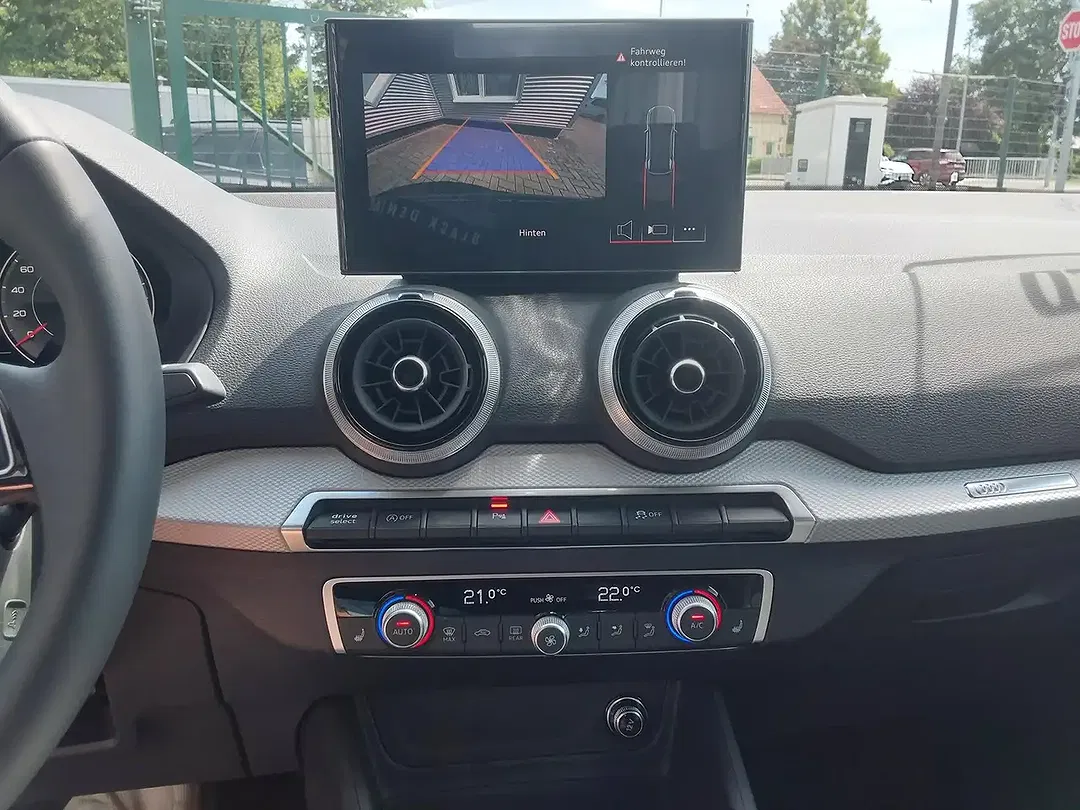 Audi Q2 1.5 TFSI S tronic S line - Thumbnail 13