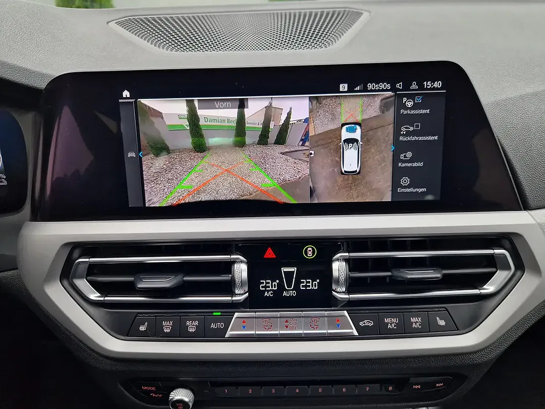 BMW 330 xDrive Advantage - Thumbnail 10
