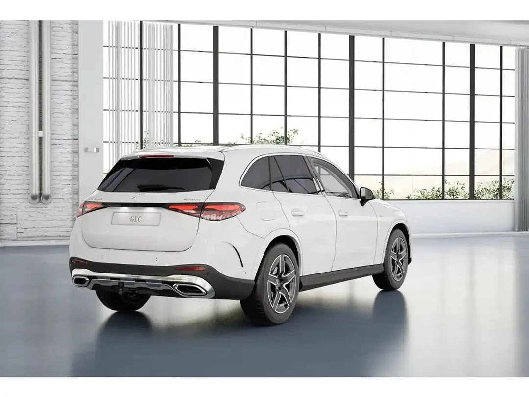 Mercedes-Benz GLC 300 4MATIC - Thumbnail 2