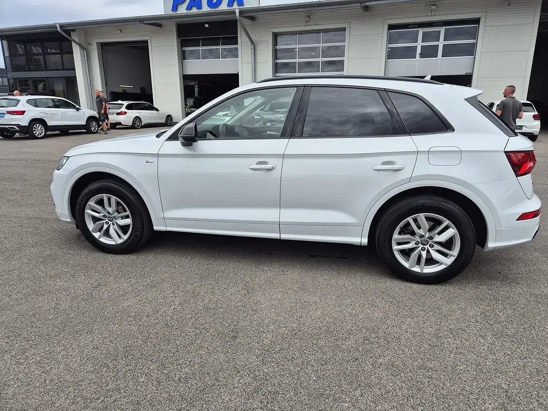 Audi Q5 50 TFSI e quattro sport - Thumbnail 9