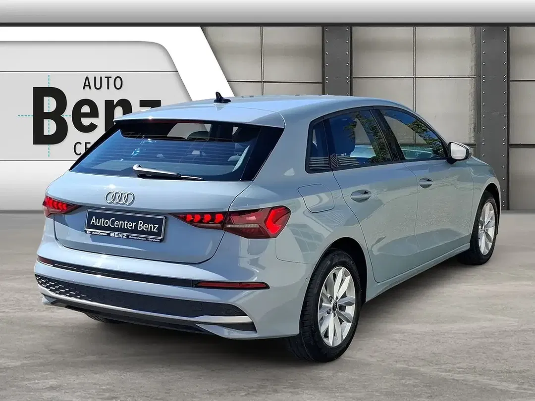 Audi A3 S tronic Sportback - Thumbnail 5