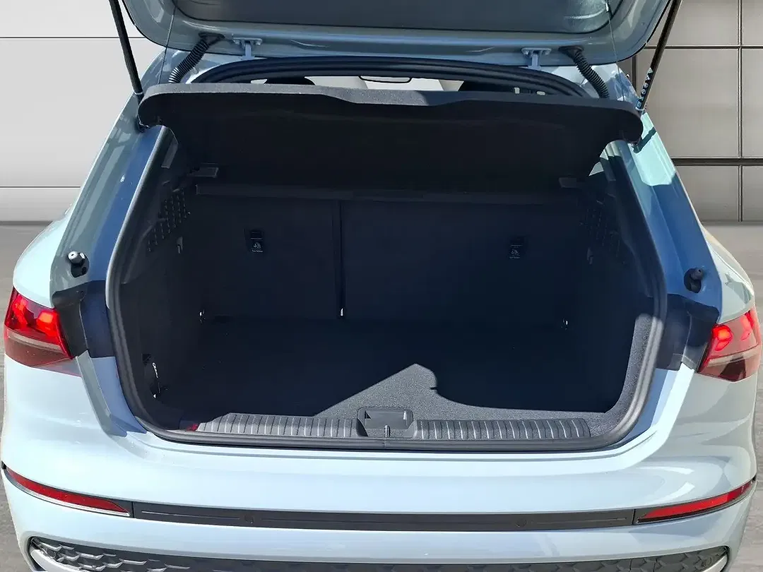 Audi A3 S tronic Sportback - Thumbnail 9