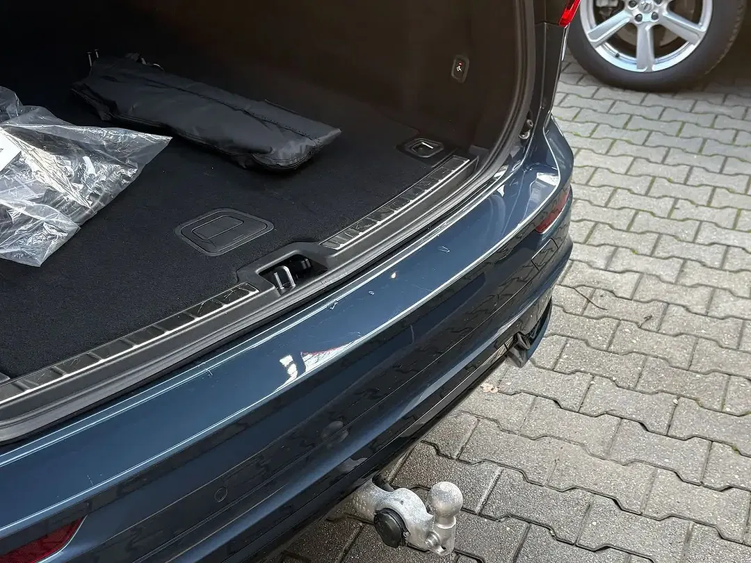 Volvo XC60 T6 Plus Black Edition - Thumbnail 11