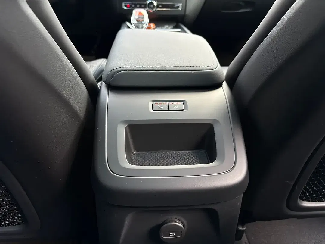 Volvo XC60 T6 Plus Black Edition - foto 15