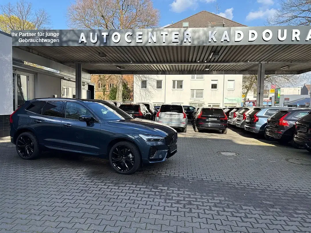 Volvo XC60 T6 Plus Black Edition - foto 2