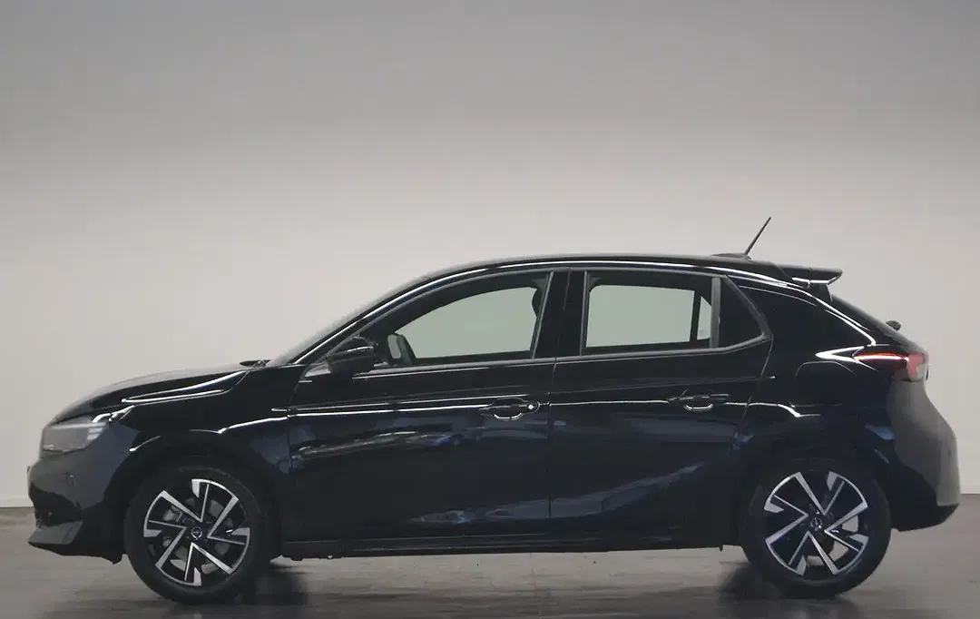 Opel Corsa GS - Thumbnail 3
