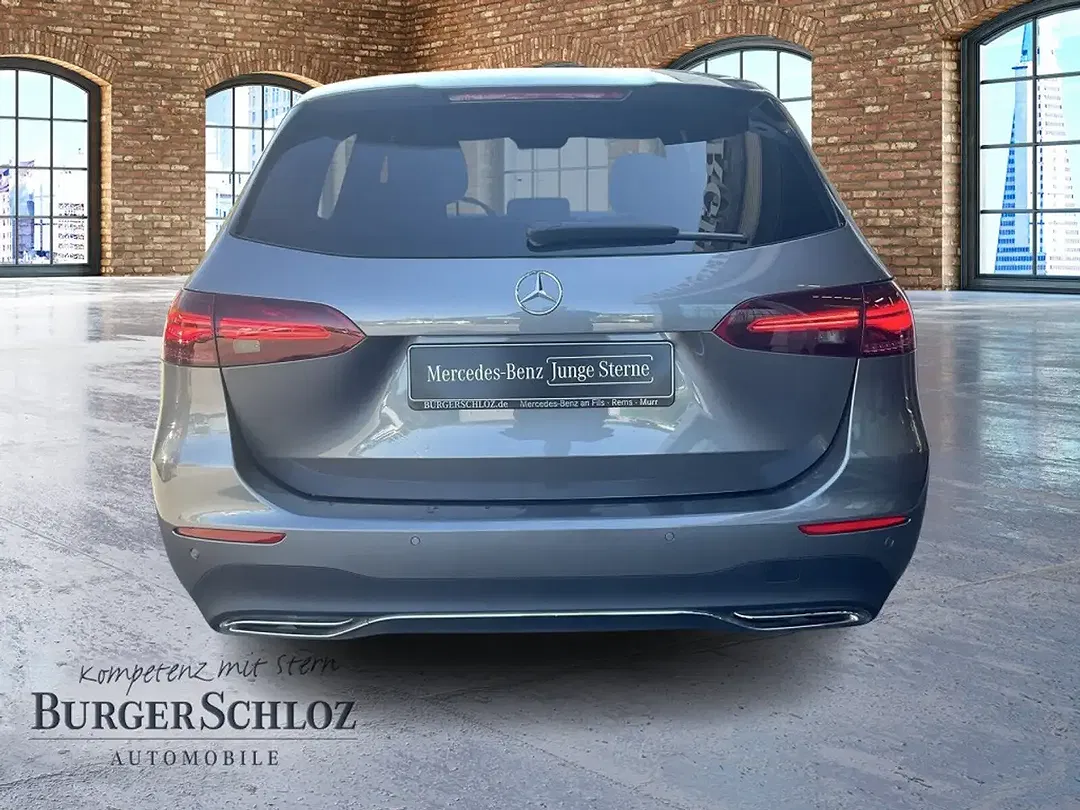 Mercedes-Benz B 180 - Thumbnail 5