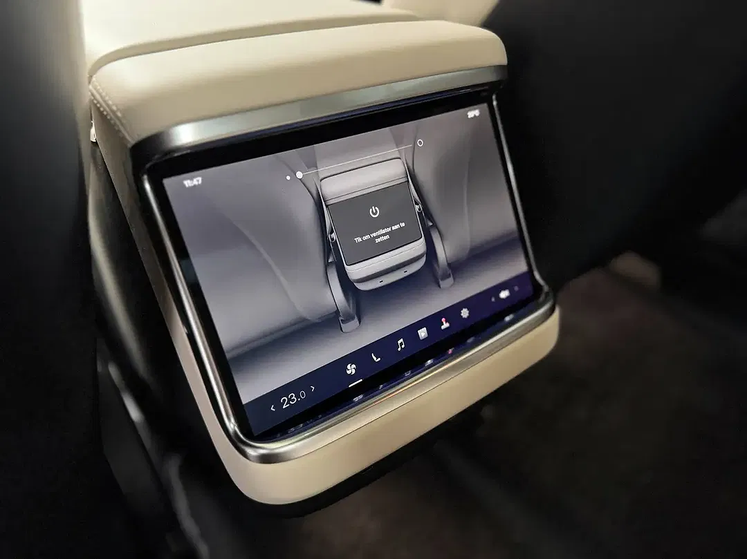 Tesla Model S Long Range Active - Thumbnail 14
