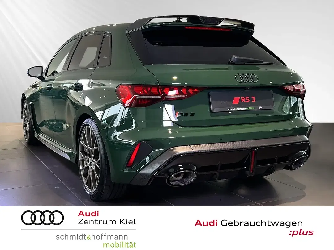 Audi RS3 S tronic Sportback - Thumbnail 3
