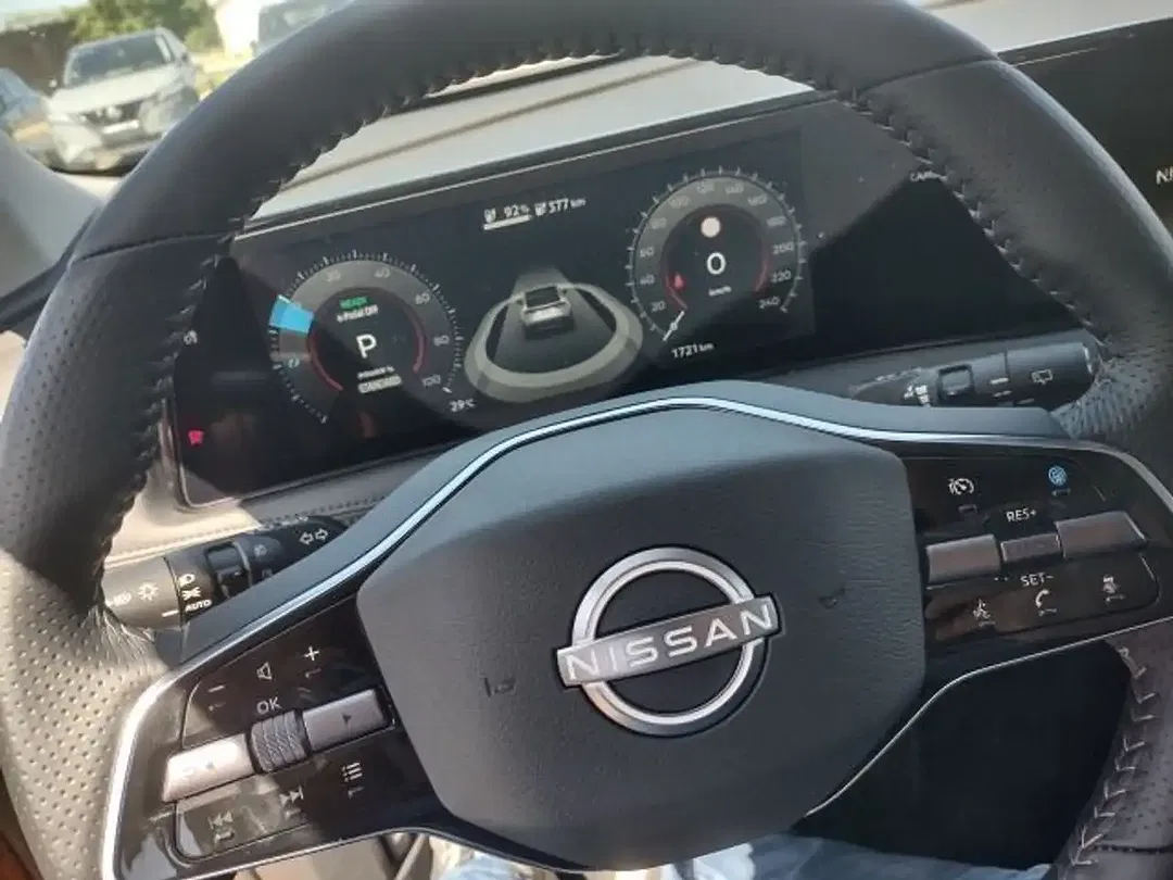 Nissan Ariya - foto 15