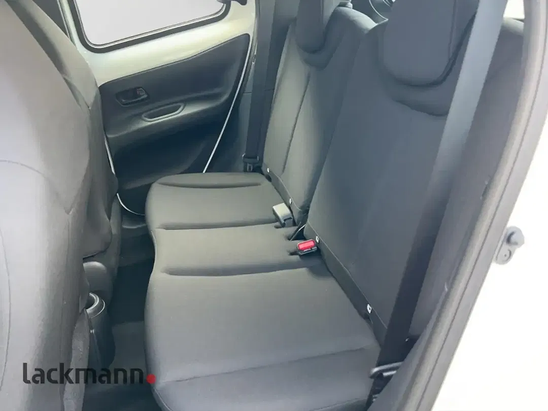 Toyota Aygo X VVT-i Business Edition - Thumbnail 12