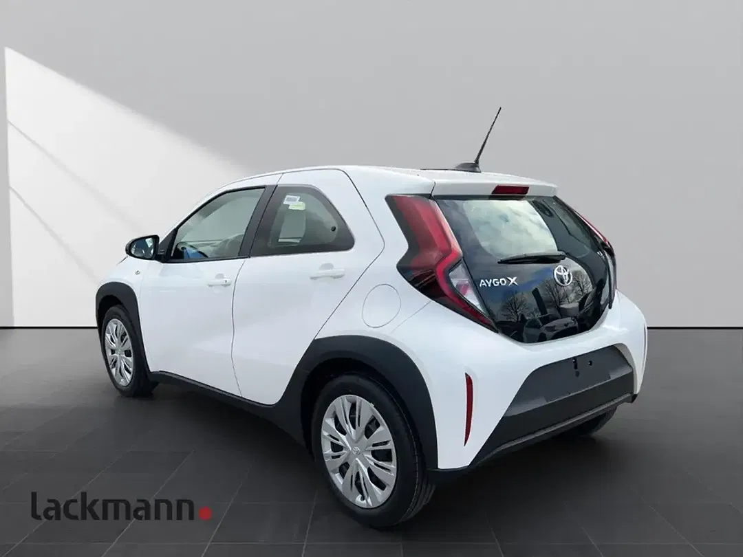 Toyota Aygo X VVT-i Business Edition - Thumbnail 4