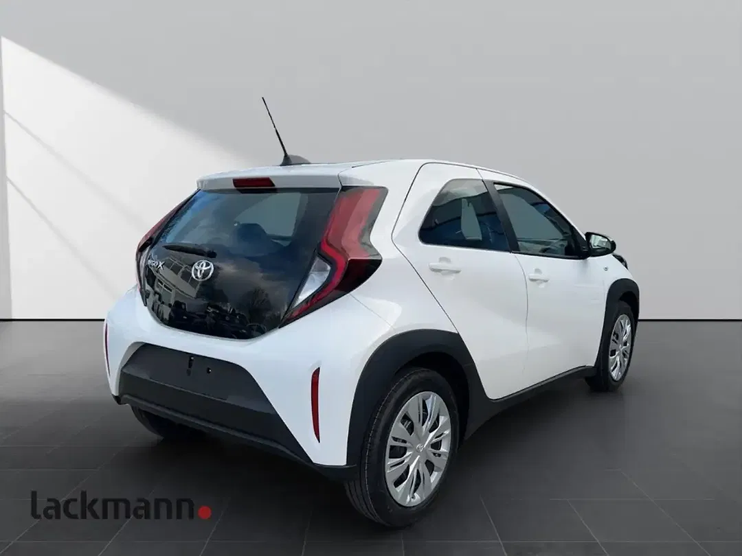 Toyota Aygo X VVT-i Business Edition - Thumbnail 5