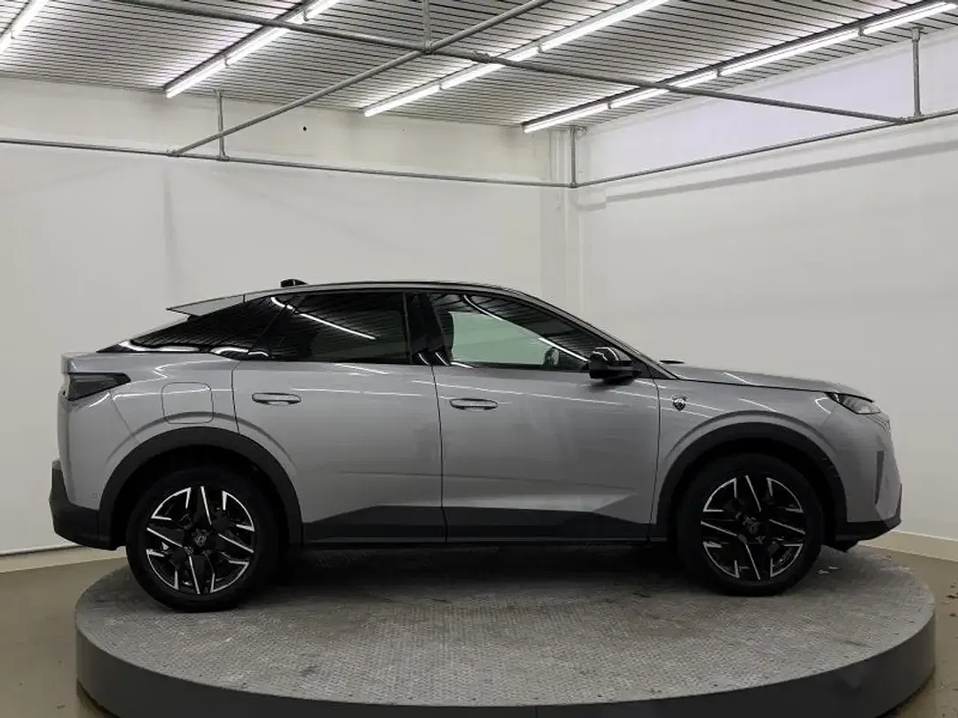 Peugeot 3008 GT Line - Thumbnail 6