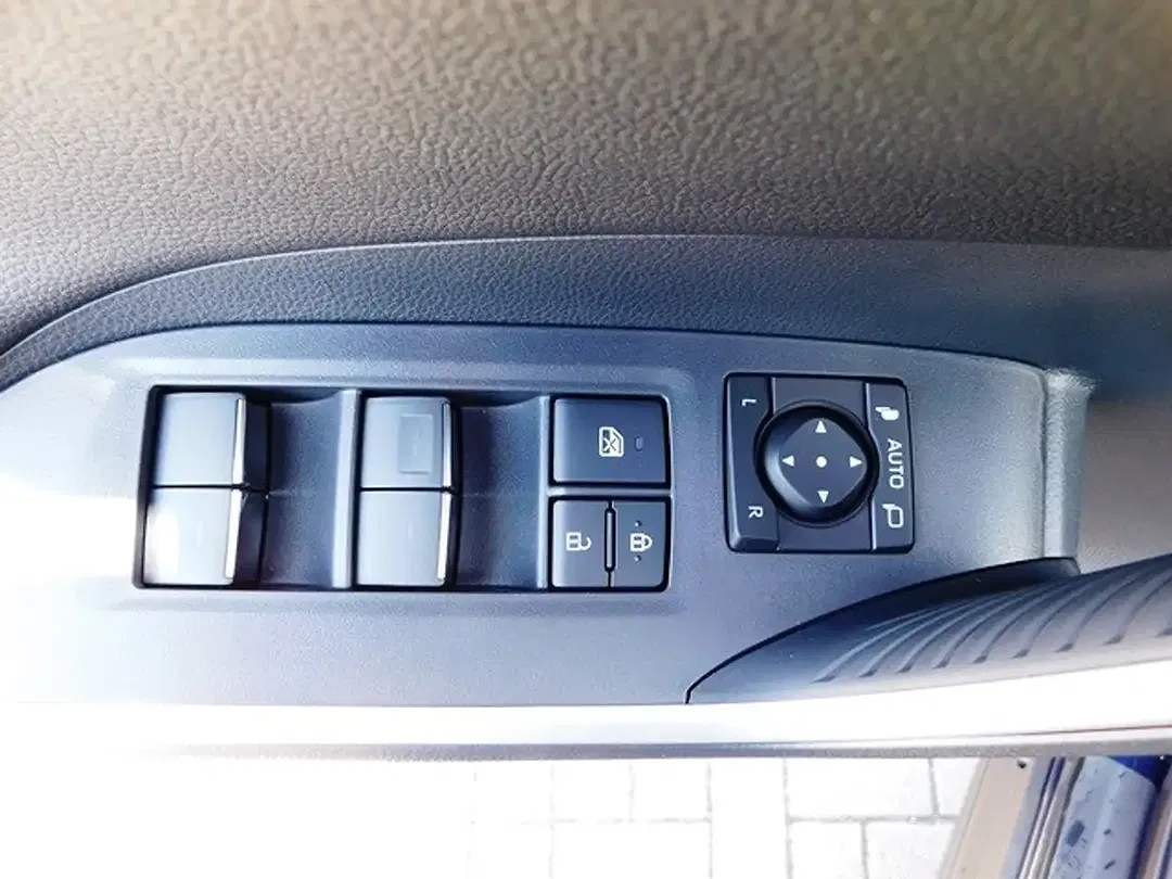 Suzuki Across Hybrid CVT Comfort+ - Thumbnail 12