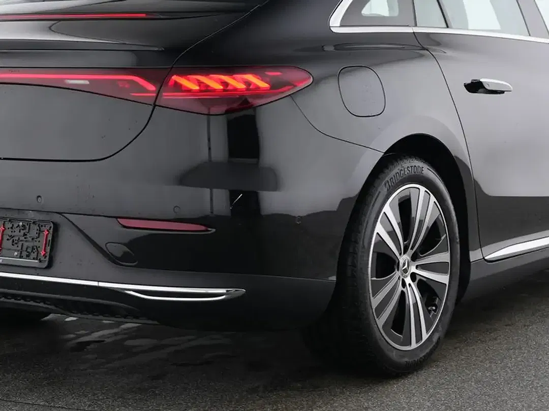 Mercedes-Benz EQE 300 Burmester - Thumbnail 10