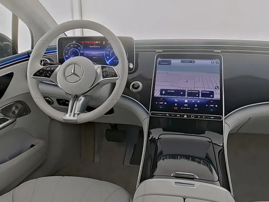 Mercedes-Benz EQE 300 Burmester - Thumbnail 6