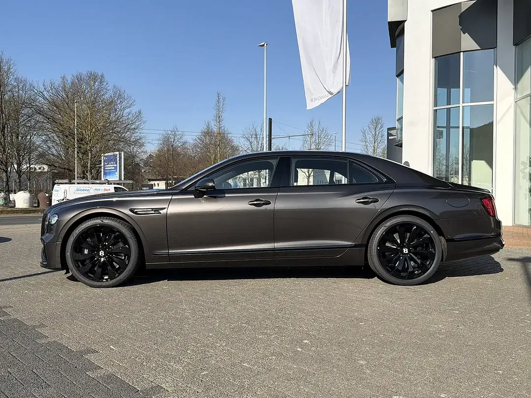 Bentley Flying Spur 4.0 V8 Hybrid - foto 2