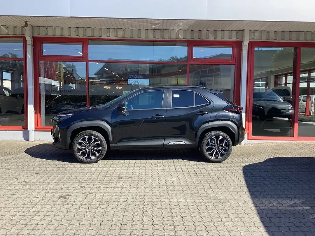Toyota Yaris Cross 1.5 VVT-i Hybrid Teamplayer - Thumbnail 1