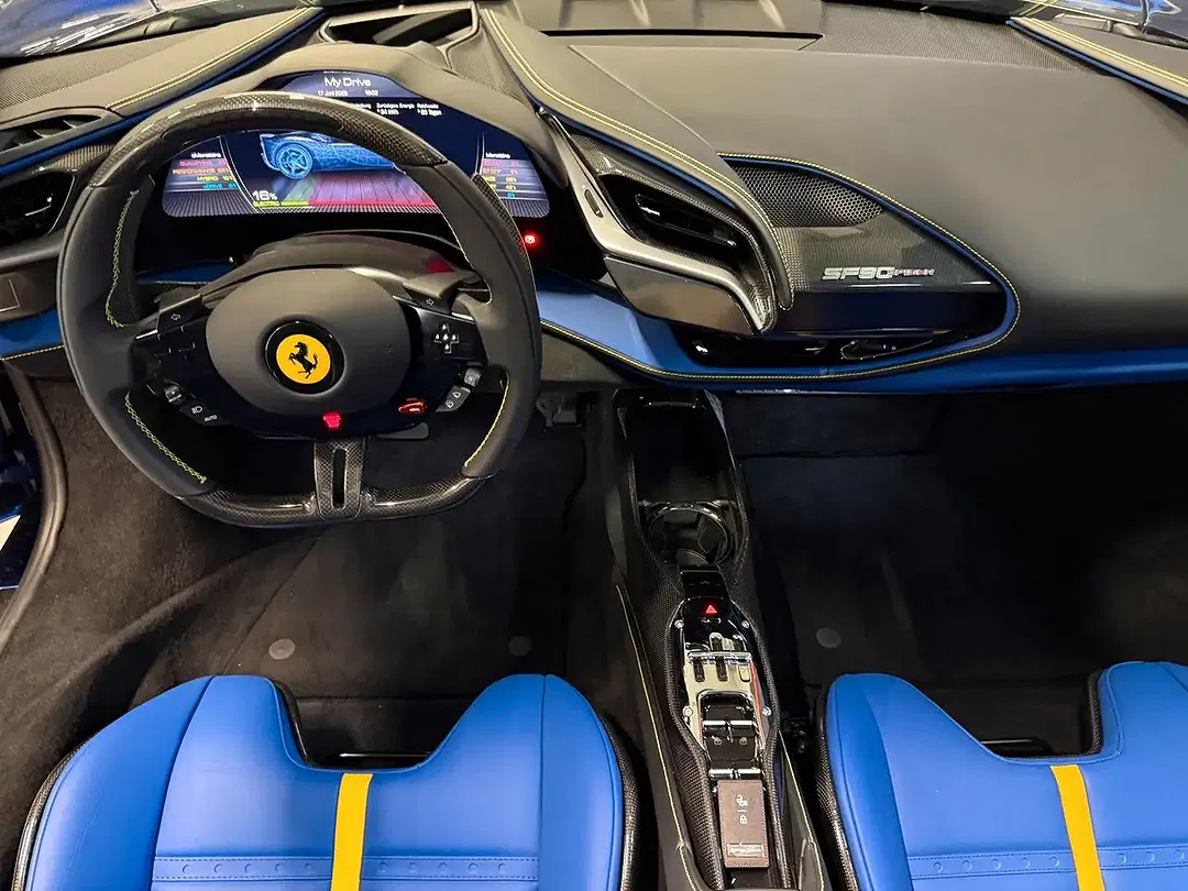 Ferrari SF90 Spider - Thumbnail 7