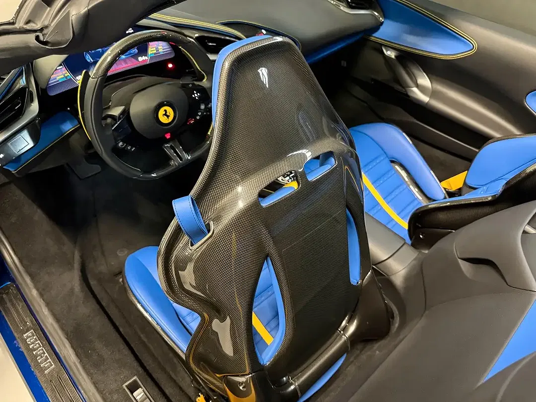Ferrari SF90 Spider - Thumbnail 8